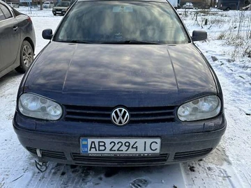 Авто Volkswagen Golf 2000 № 8368037