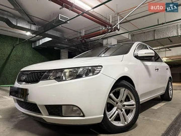 Авто KIA Cerato 2011 № 8368239