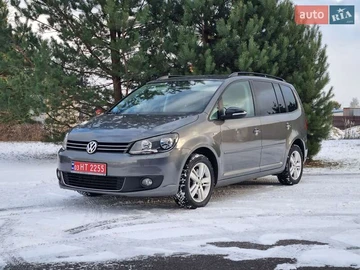 Авто Volkswagen Touran 2012 № 8368268
