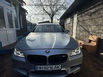 Авто BMW M5 2011 № 8368781