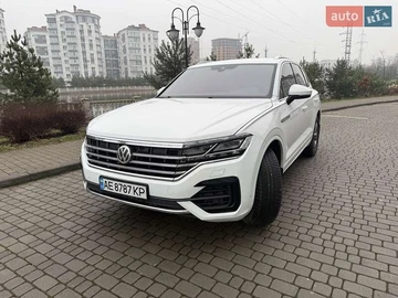 Авто Volkswagen Touareg 2018 № 8368809