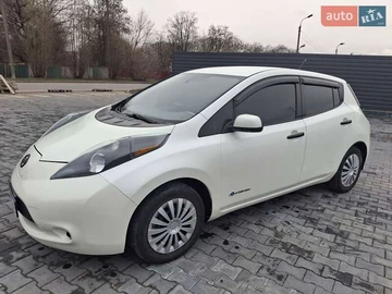Авто Nissan Leaf 2013 № 8369117