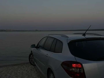 Авто Renault Laguna 2010 № 8369119