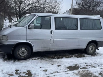 Авто Volkswagen Transporter 2000 № 8369245