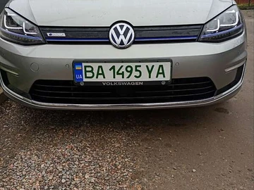 Авто Volkswagen E-Golf 2014 № 8369329