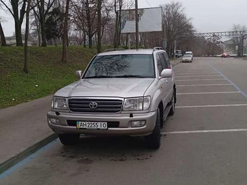 Авто Toyota Land Cruiser 2003 № 8369635