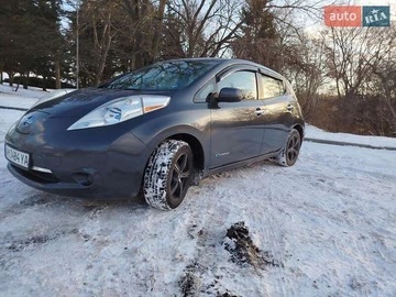 Авто Nissan Leaf 2013 № 8369940