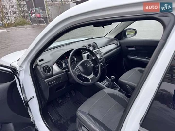 Авто Suzuki Vitara 2017 № 8370013