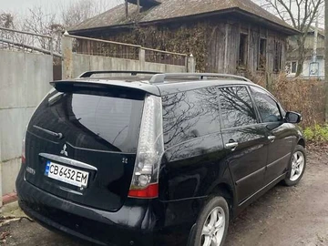 Авто Mitsubishi Grandis 2006 № 8370238