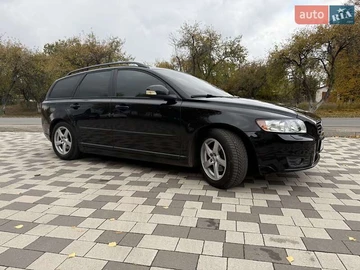 Авто Volvo V50 2009 № 8370249