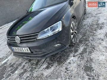 Авто Volkswagen Jetta 2015 № 8370306