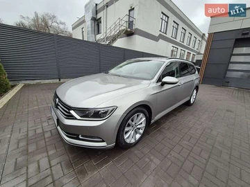 Авто Volkswagen Passat 2015 № 8370311