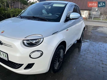 Авто Fiat 500E 2021 № 8370315