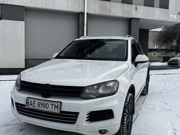 Авто Volkswagen Touareg 2013 № 8370874
