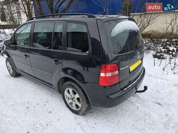 Авто Volkswagen Touran 2005 № 8371042
