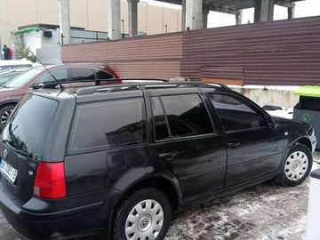 Авто Volkswagen Golf 2004 № 8371048