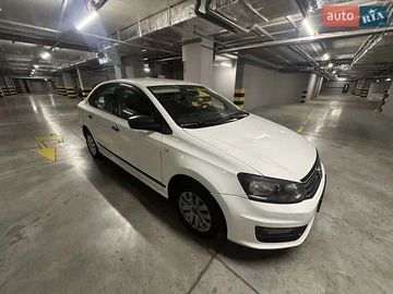 Авто Volkswagen Polo 2018 № 8371222