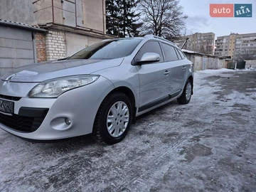 Авто Renault Megane 2011 № 8371237