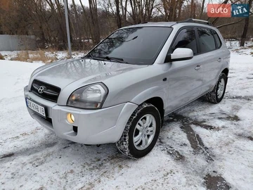 Авто Hyundai Tucson 2006 № 8371252