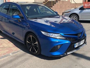 Авто Toyota Camry 2018 № 8371429