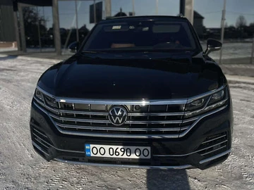 Авто Volkswagen Touareg 2020 № 8371456