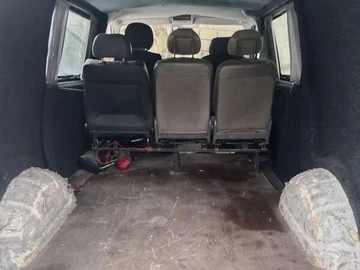 Авто Volkswagen Transporter 2004 № 8371791