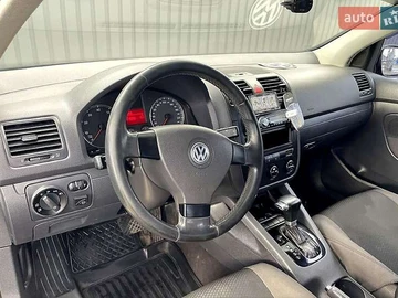 Авто Volkswagen Golf 2005 № 8371814