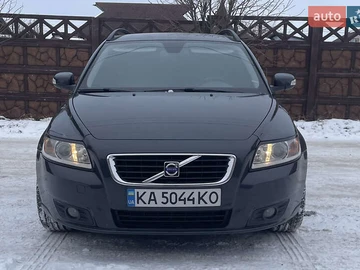 Авто Volvo V50 2008 № 8371871