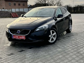 Авто Volvo V40 2014 № 8372156