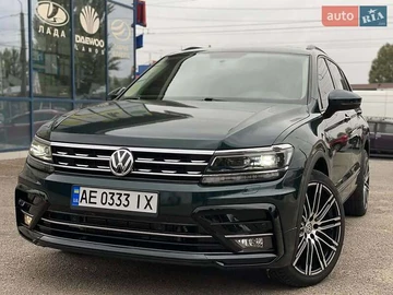 Авто Volkswagen Tiguan 2017 № 8372335