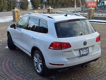 Авто Volkswagen Touareg 2013 № 8372457