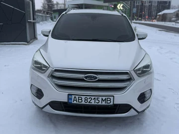 Авто Ford Kuga 2017 № 8372471