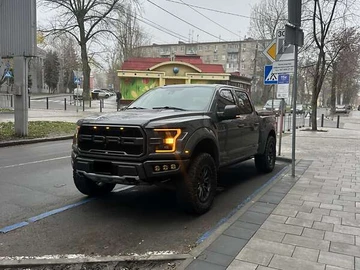Авто Ford F-150 2018 № 8372933