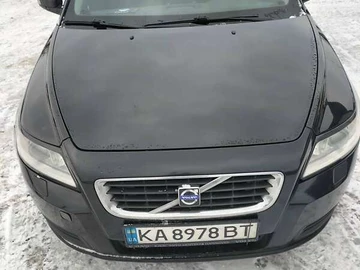Авто Volvo V50 2010 № 8373236