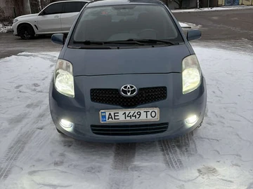 Авто Toyota Yaris 2006 № 8373240