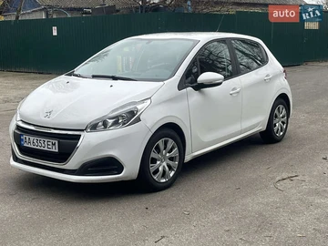 Авто Peugeot 208 2019 № 8373259