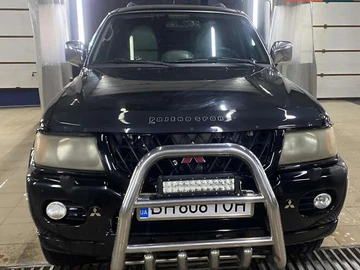 Авто Mitsubishi Pajero 2000 № 8373296