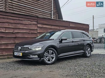 Авто Volkswagen Passat 2020 № 8373784