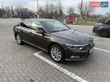 Авто Volkswagen Passat 2017 № 8373828