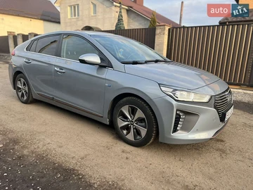 Авто Hyundai Ioniq 2017 № 8374153