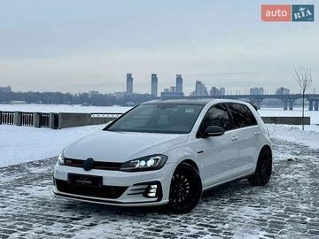 Авто Volkswagen Golf 2019 № 8374166