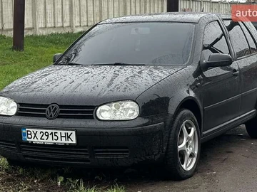 Авто Volkswagen Golf 2000 № 8374244