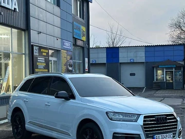 Авто Audi Q7 2017 № 8374827