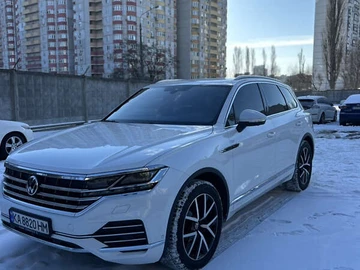 Авто Volkswagen Touareg 2021 № 8374913