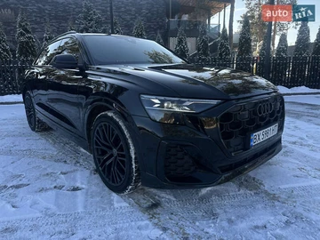 Авто Audi Q8 2023 № 8374915