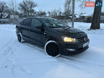 Авто Volkswagen Polo 2018 № 8375139