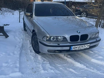 Авто BMW 5 Series 1999 № 8375587