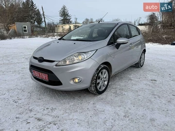 Авто Ford Fiesta 2010 № 8375616