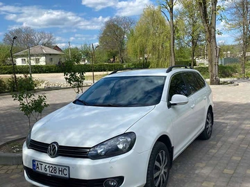 Авто Volkswagen Golf 2010 № 8375653