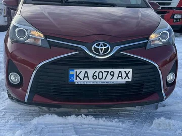 Авто Toyota Yaris 2015 № 8375942